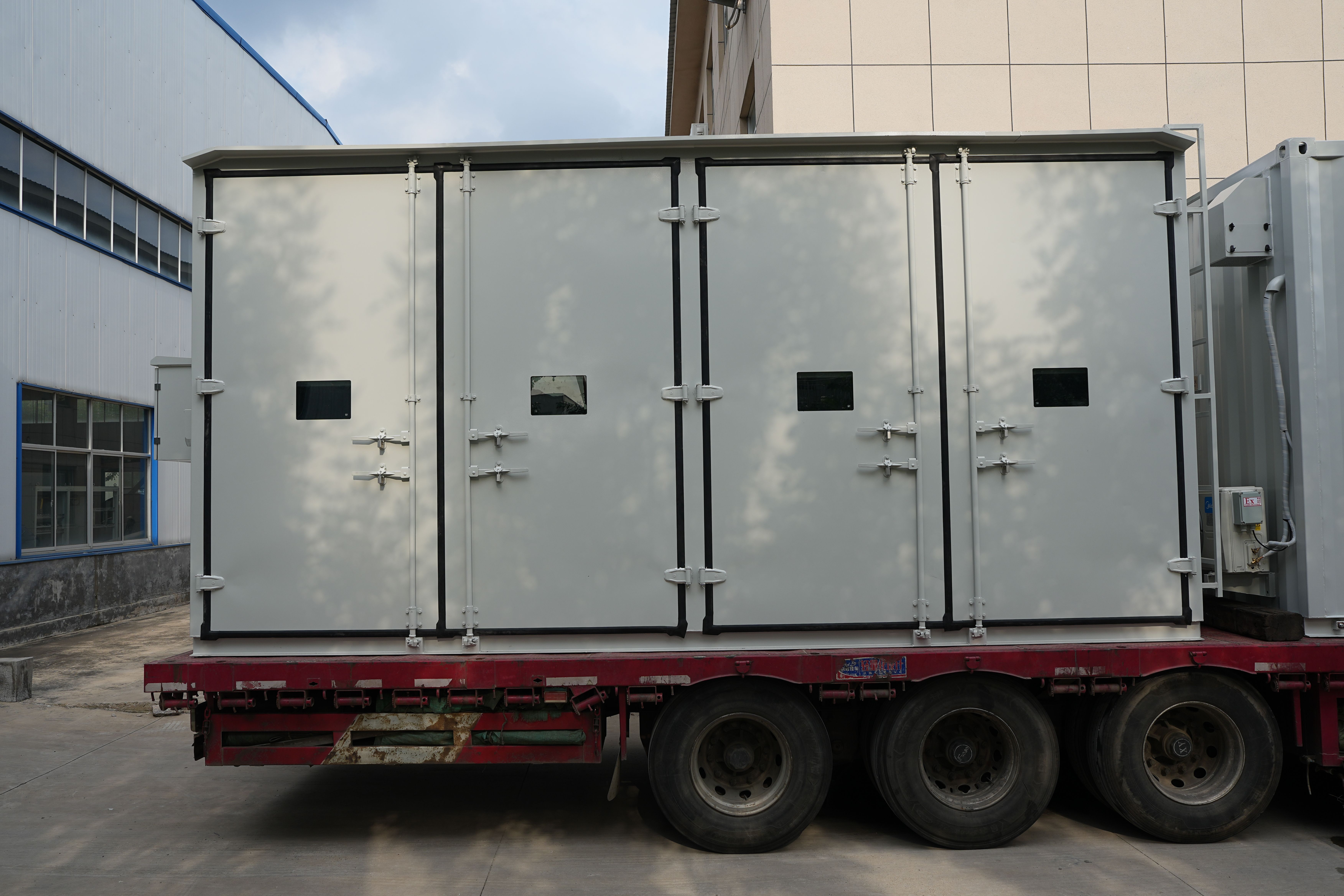 危廢暫存間的泄漏檢測與防護策略